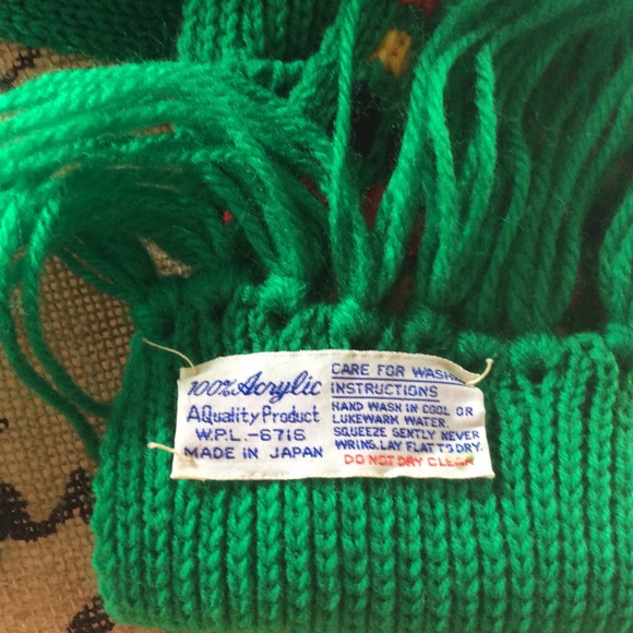 Vintage matching scarf and cap - Picture 7 of 7